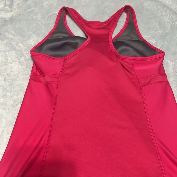 Nike top - Picture 4 of 5